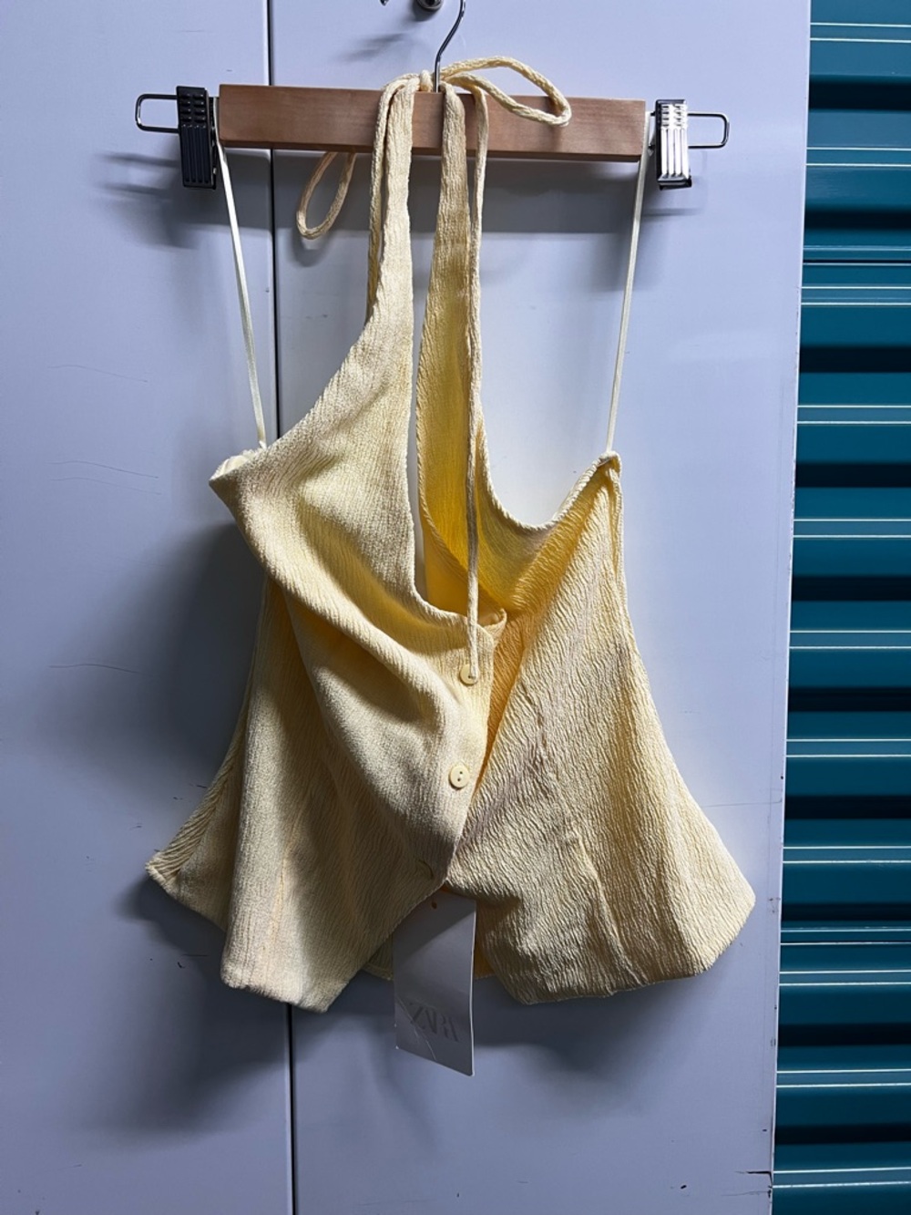 Zara Yellow Textured Halter Vest Top - Picture 2 of 3